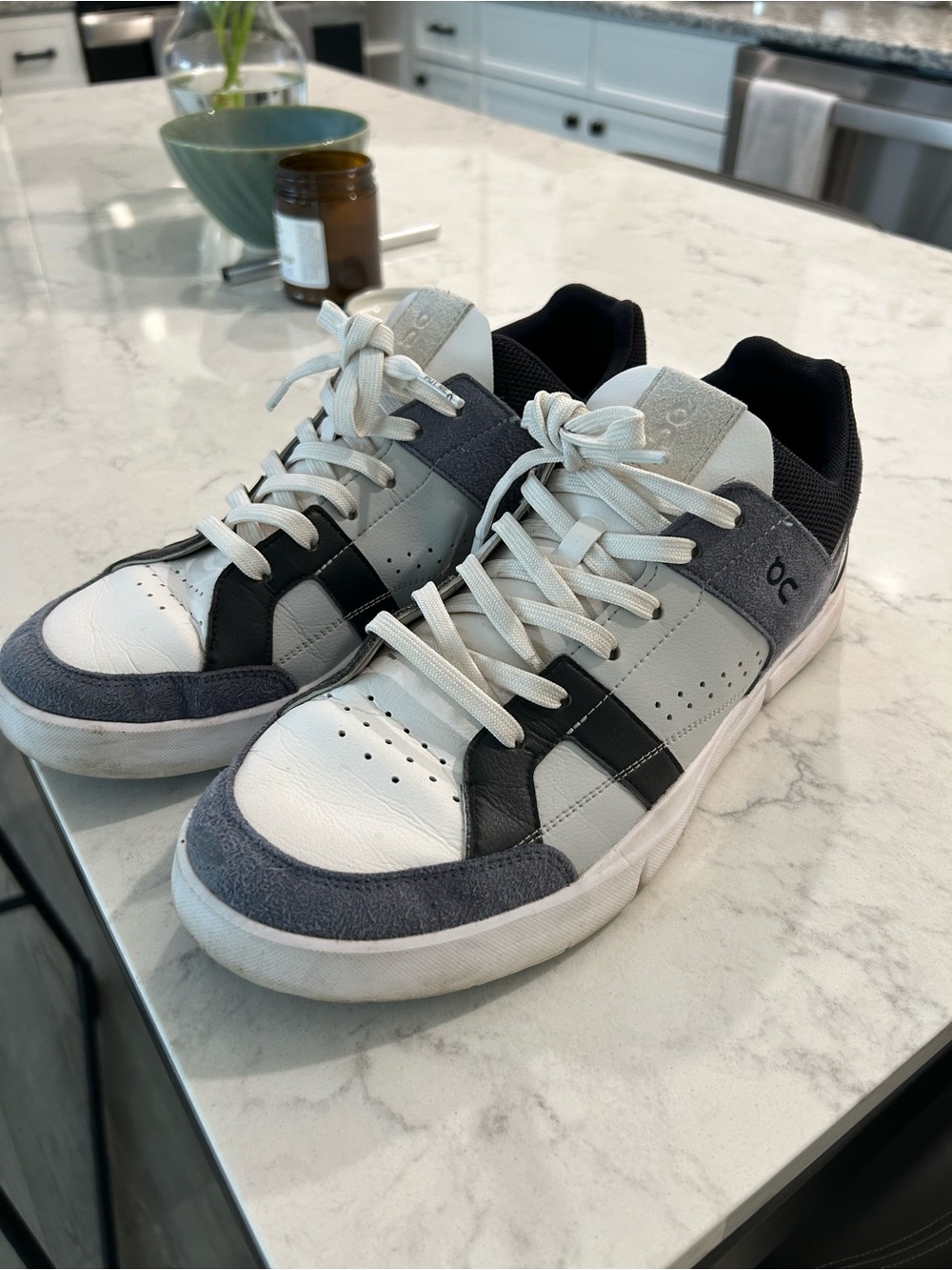 On Running Men’s White, Gray & Black Low-Top Sneakers